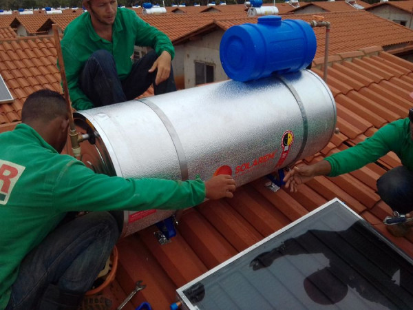 Installation of a thermosiphon system